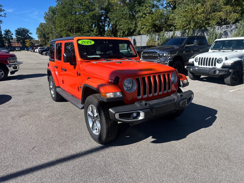 Used 2018 Jeep Wrangler Unlimited Sahara w/ Dual Top Group AWD/4WD image 4