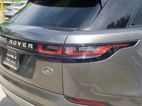 Used 2019 Land Rover Range Rover Velar S image 14