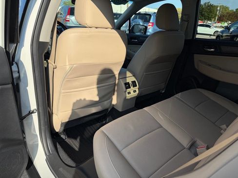 Used 2015 Subaru Outback 3.6R Limited image 87