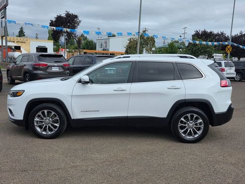 Used 2019 Jeep Cherokee Latitude Plus image 6