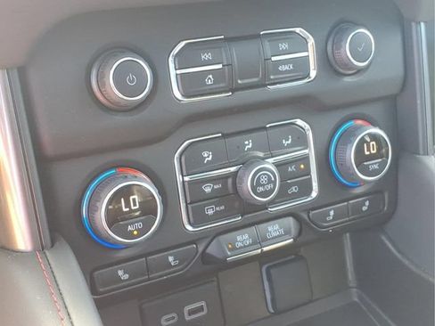 Used 2023 Chevrolet Tahoe RST w/ Luxury Package AWD/4WD image 8