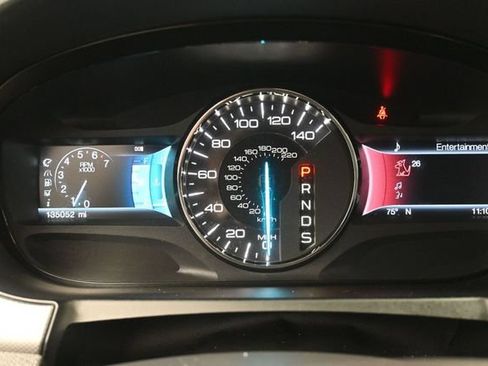 Used 2013 Ford Edge SEL FWD image 9