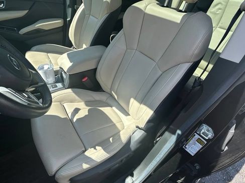 Used 2024 Subaru Ascent Limited w/ Technology Package AWD/4WD image 2