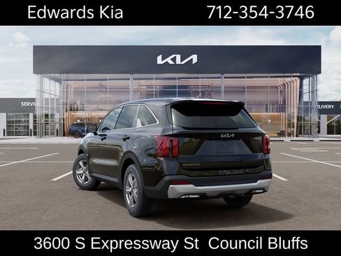 New 2026 Kia Sorento LX FWD image 5