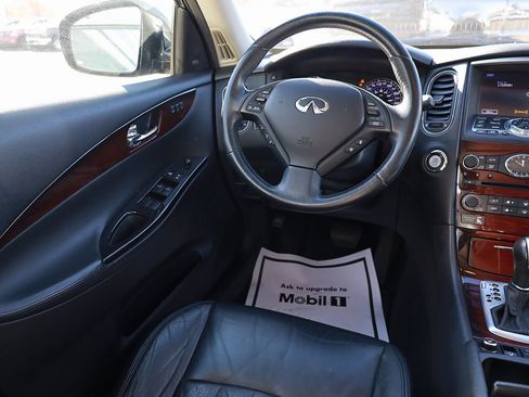 Used 2015 INFINITI QX50 AWD image 19