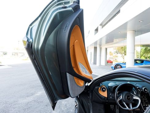 Used 2025 McLaren GTS RWD image 37