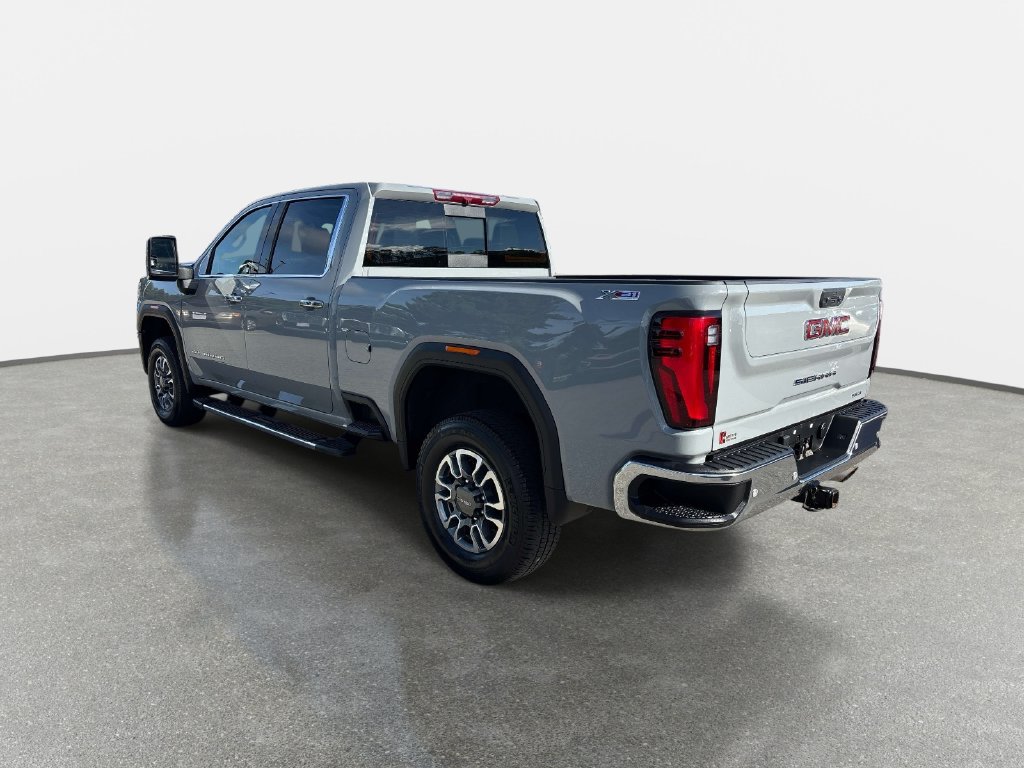 Used 2024 GMC Sierra 2500 SLT w/ SLT Premium Package AWD/4WD image 7