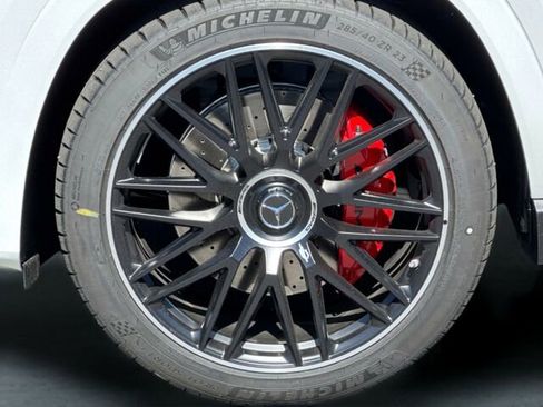 New 2025 Mercedes-Benz GLS 63 AMG 4MATIC image 24