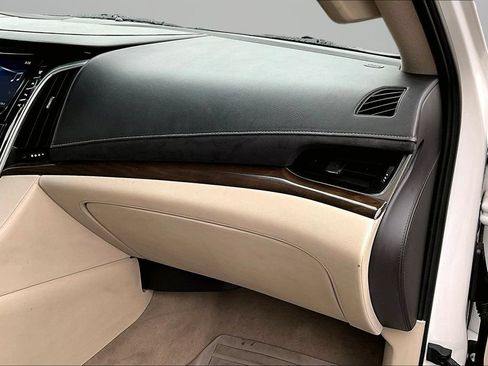 Used 2020 Cadillac Escalade Luxury AWD/4WD image 26