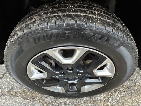 Used 2018 Jeep Compass Trailhawk AWD/4WD image 30