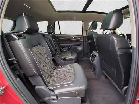 Used 2024 Volkswagen Atlas SEL Premium R-Line AWD/4WD image 24