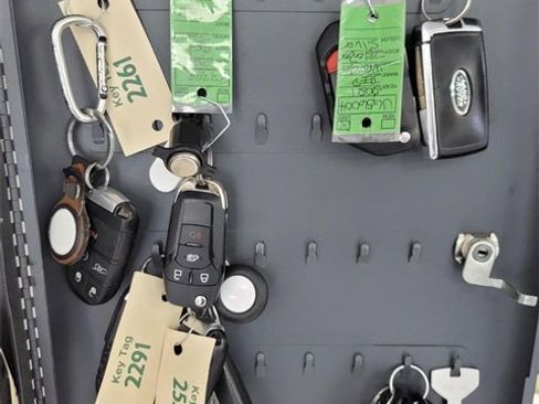 Used 2023 Ford Transit 250 Low Roof w/ Exterior Upgrade Package image 31