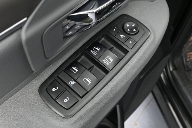 Used 2018 RAM 1500 Big Horn AWD/4WD image 14