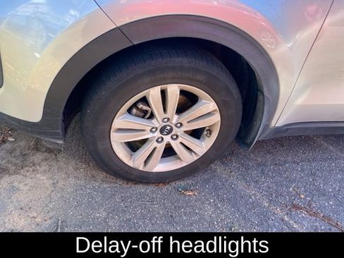 Used 2019 Kia Sportage LX FWD image 4