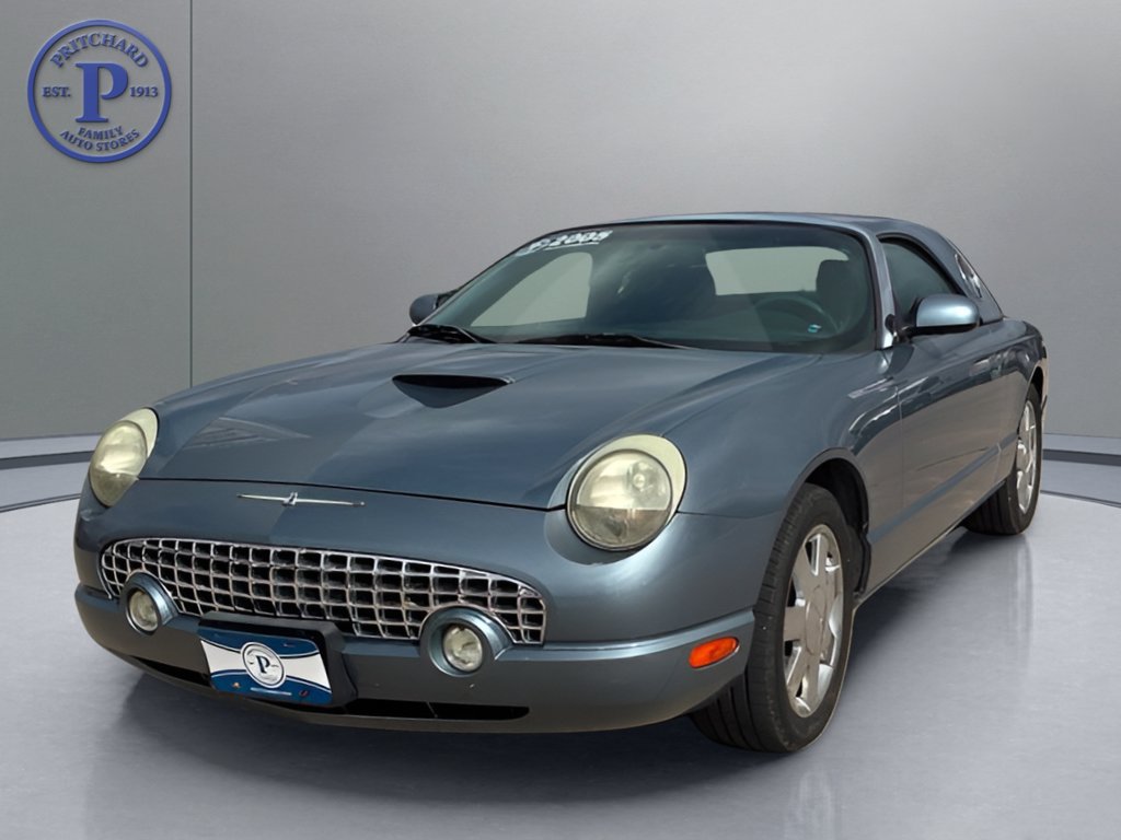 Used 2005 Ford Thunderbird RWD image 3