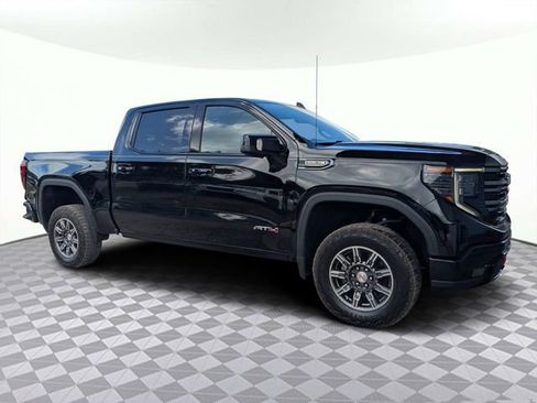 Used 2024 GMC Sierra 1500 AT4 image 2