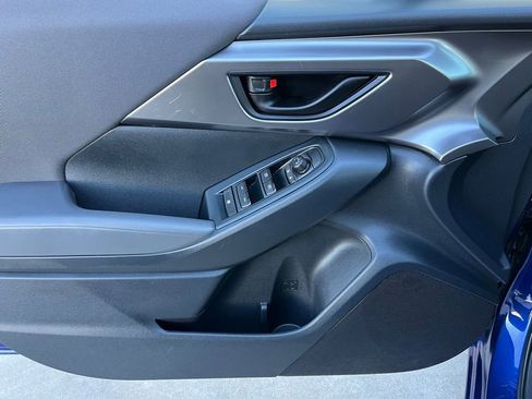 Certified 2025 Subaru Impreza 2.0i image 19