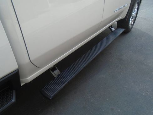 Used 2021 GMC Sierra 2500 Denali w/ Denali Ultimate Package image 21