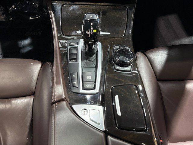 Used 2015 BMW 550i Sedan RWD image 70