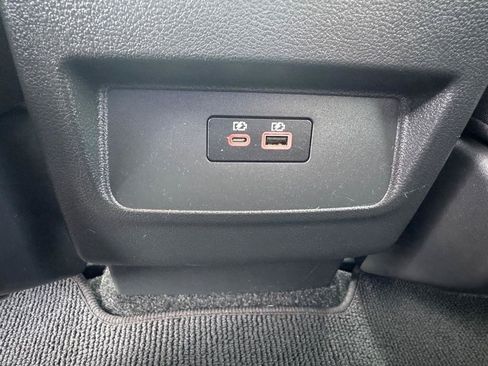 Used 2025 Nissan Frontier SV w/ Tow Package RWD image 22