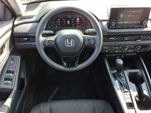 Used 2023 Honda Accord EX image 2