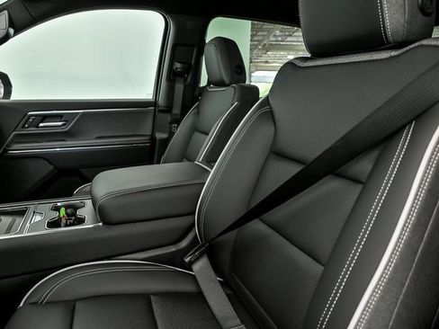 New 2026 GMC Sierra EV Elevation image 7