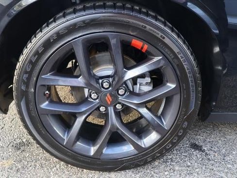 Used 2023 Dodge Challenger R/T w/ Blacktop Package image 7