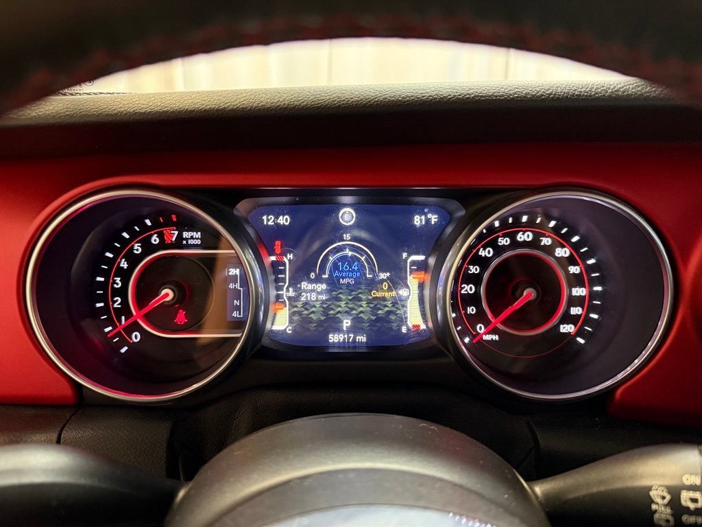 Used 2018 Jeep Wrangler Unlimited Rubicon w/ Dual Top Group AWD/4WD image 10