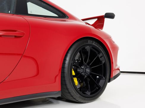 Used 2018 Porsche 911 GT3 RWD image 61