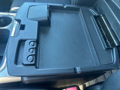 Used 2017 RAM 1500 Laramie w/ Convenience Group image 33