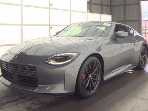 Certified 2024 Nissan Z Performance w/ Floor Mat Package image 1