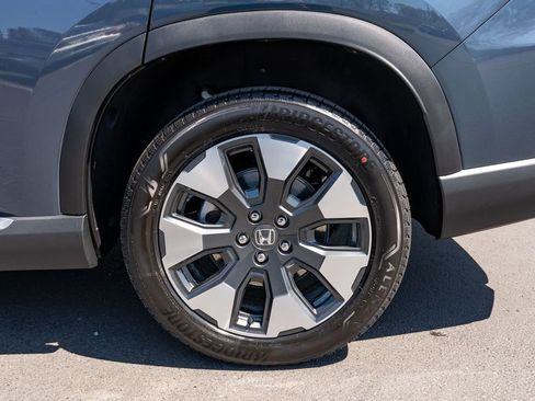 New 2026 Honda Pilot Touring image 10