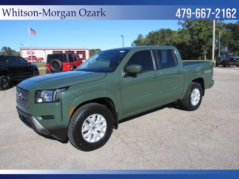 Used 2022 Nissan Frontier SV image 4