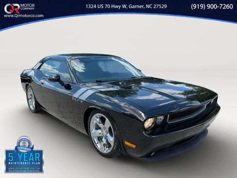 Used 2012 Dodge Challenger R/T RWD image 1