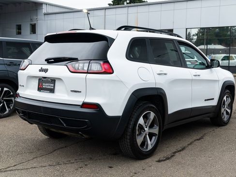 Used 2020 Jeep Cherokee Latitude w/ Quick Order Package 26F North image 6