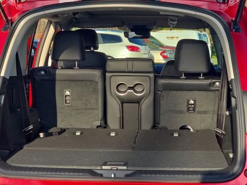 New 2025 Honda Pilot Touring image 12