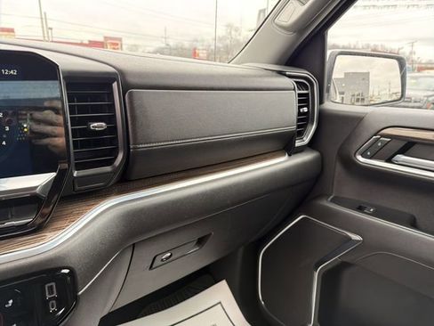 Used 2022 Chevrolet Silverado 1500 LT image 22