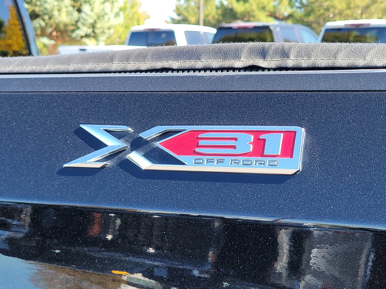Used 2021 GMC Sierra 1500 SLT AWD/4WD image 10