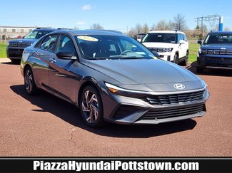 Certified 2025 Hyundai Elantra Sport video 1