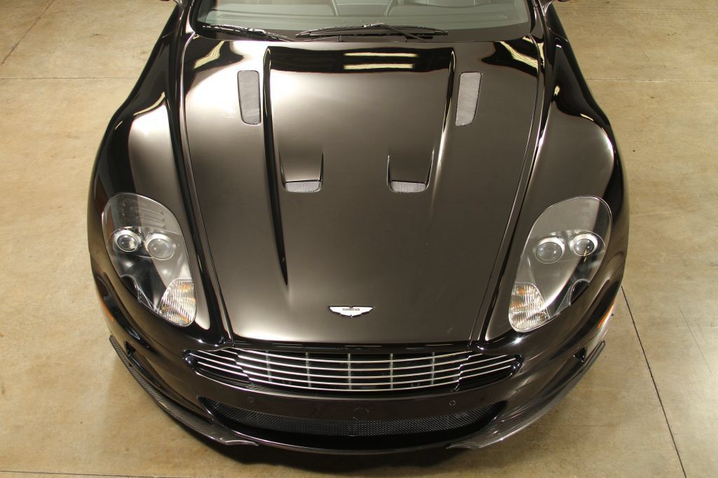 Used 2009 Aston Martin DBS Coupe RWD image 29
