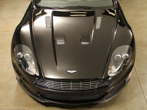 Used 2009 Aston Martin DBS Coupe RWD image 29