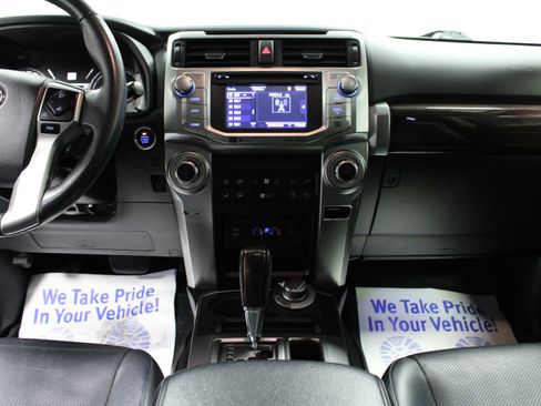 Used 2017 Toyota 4Runner Limited image 18