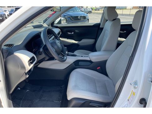 Certified 2024 Honda HR-V LX image 10