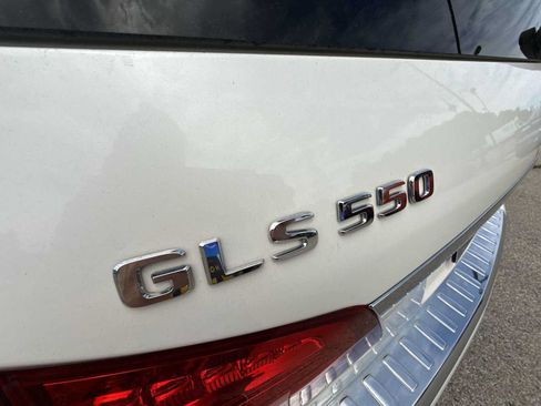 Used 2017 Mercedes-Benz GLS 550 4MATIC image 32