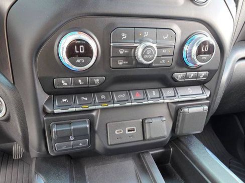 Certified 2021 GMC Sierra 1500 AT4 w/ AT4 Premium Package AWD/4WD image 26