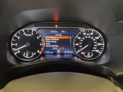 Used 2023 Nissan Altima 2.5 SV AWD/4WD image 23