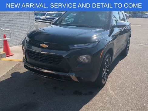 Certified 2023 Chevrolet TrailBlazer ACTIV w/ Sun and Liftgate Package AWD/4WD image 1