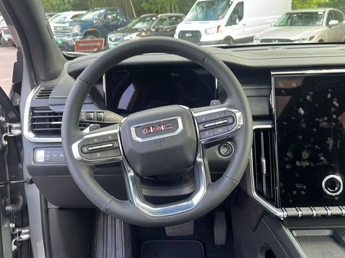 New 2026 GMC Acadia Elevation w/ Elevation Premium Package AWD/4WD image 15