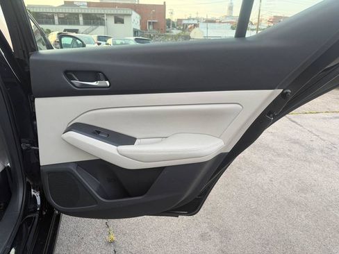 Used 2019 Nissan Altima 2.5 S FWD image 26