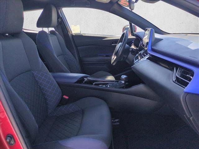 Used 2021 Toyota C-HR XLE FWD image 19